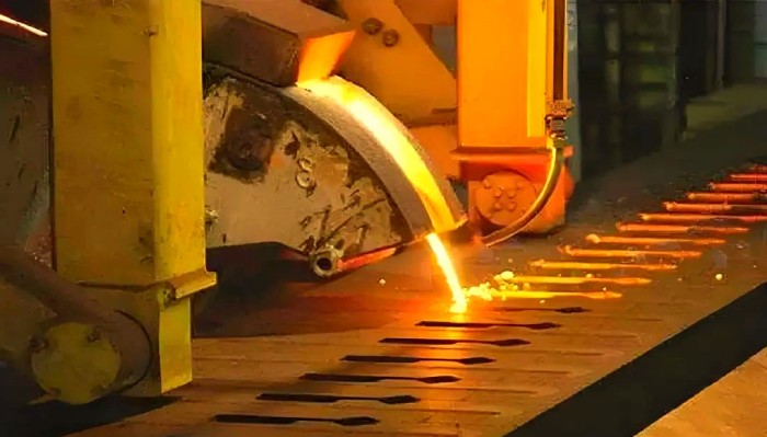 金屬製造工藝與CNC機加工全解析：切削加工、電（diàn）火花加工、熱處理與表麵處理的完美結合